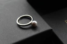 Load image into Gallery viewer, Freshwater Pearl Rings
