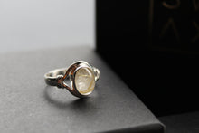 Load image into Gallery viewer, Golden Rutile Quartz Small Oval Ring
