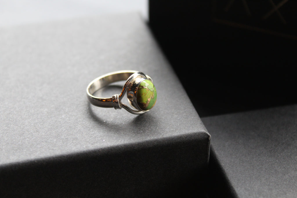 Green Copper Turquoise Small Oval Ring