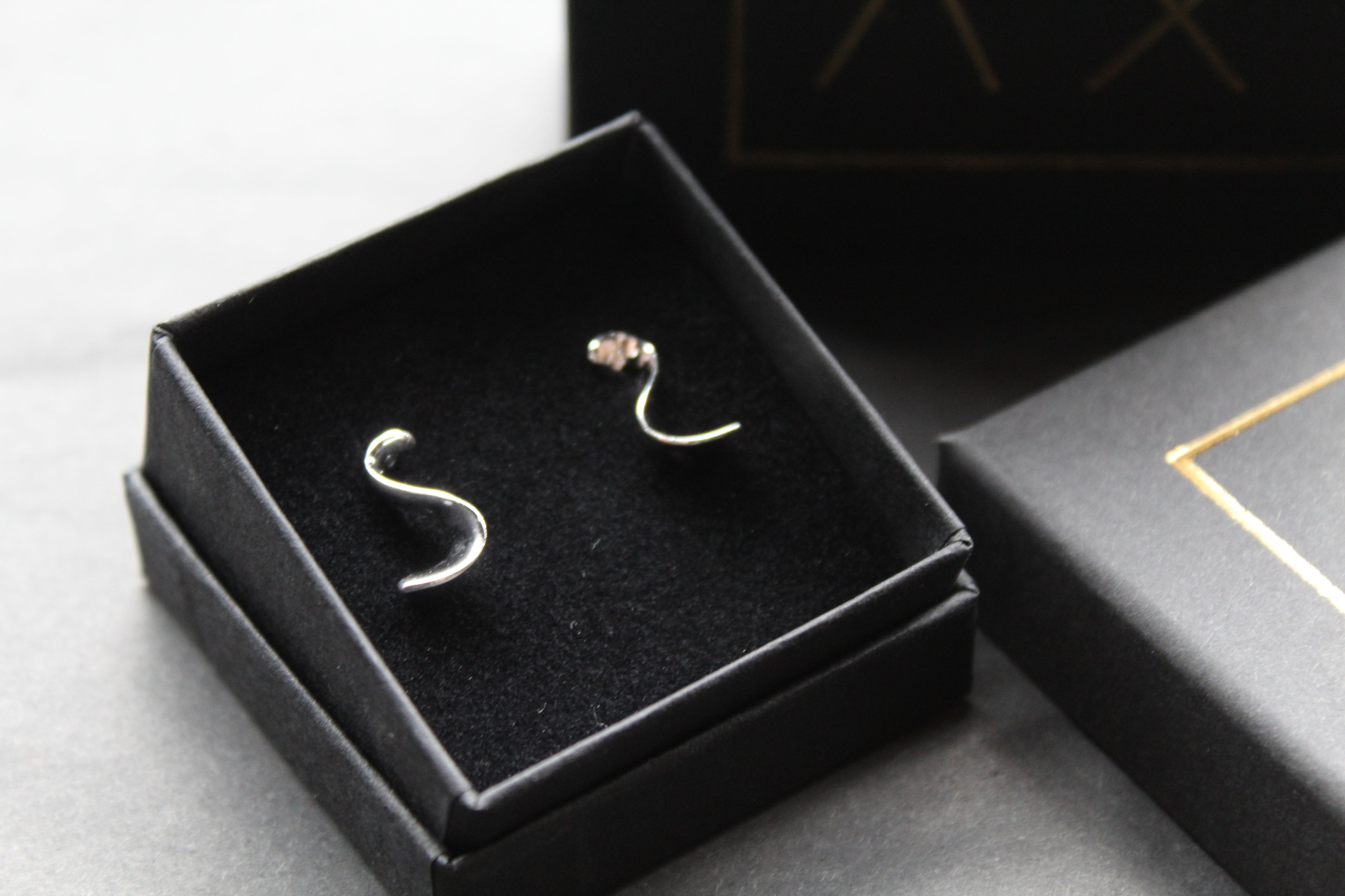 High Shine Swirl Stud