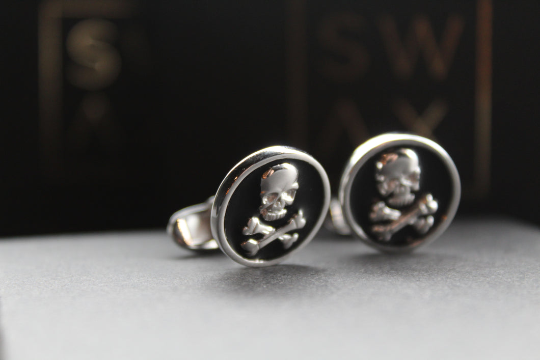 Jolly Roger Silver Round Cufflinks