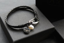 Load image into Gallery viewer, Leather Bracelet with Shrimp Clasp and Pearl Charm
