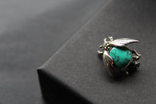 Load image into Gallery viewer, Marcasite Beetle Brooch with Turquoise
