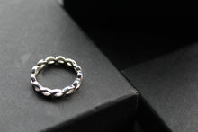 Load image into Gallery viewer, Open Plait Silver Ring
