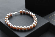 Load image into Gallery viewer, Peach Fresh Water Pearl Bracelet
