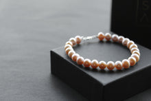 Load image into Gallery viewer, Peach Fresh Water Pearl Bracelet
