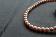 Load image into Gallery viewer, Peach Pearl Necklace
