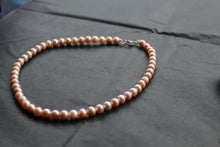 Load image into Gallery viewer, Peach Pearl Necklace
