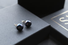 Load image into Gallery viewer, Peacock Fresh Water Pearl Studs
