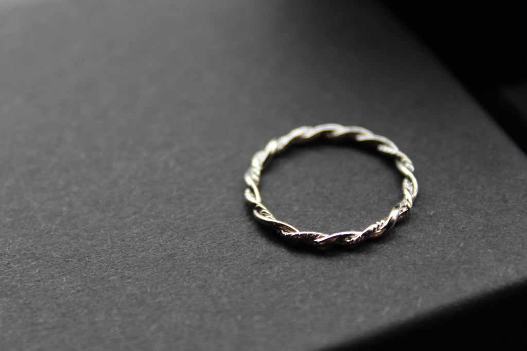 Plain & Twisted Thin Silver Band Ring