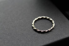 Load image into Gallery viewer, Plain &amp; Twisted Thin Silver Band Ring

