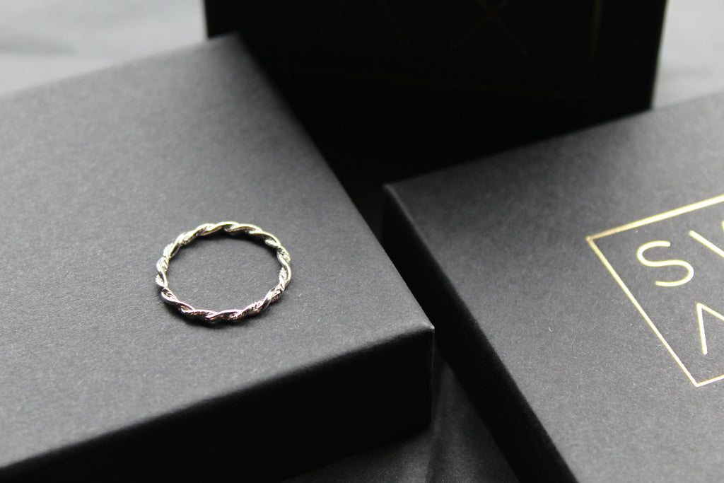 Plain & Twisted Thin Silver Band Ring