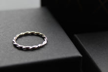 Load image into Gallery viewer, Plain &amp; Twisted Thin Silver Band Ring
