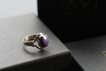 Load image into Gallery viewer, Purple Copper Turquoise Oval Ring
