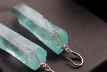 Load image into Gallery viewer, Raw Cut Sky Blue Agate Crystal Earring
