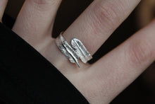 Load image into Gallery viewer, Adjustable Feather Ring
