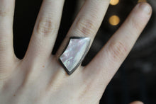 Load image into Gallery viewer, Safia Mother of Pearl Ring

