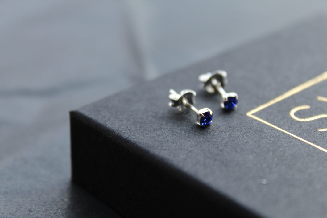 Sapphire Square Claw Studs