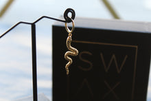Load image into Gallery viewer, Serpent Huggies
