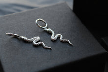 Load image into Gallery viewer, Serpent Huggies
