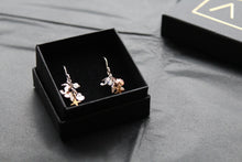 Load image into Gallery viewer, Shells and Seahorse Cluster Earrings
