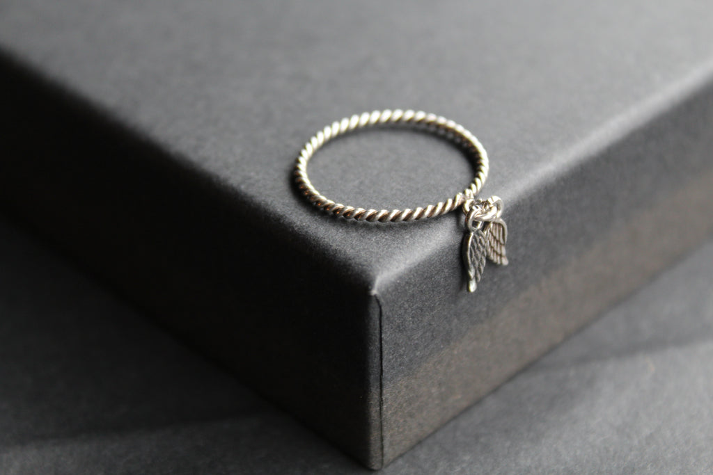 Silver Angel Wings Charm Ring