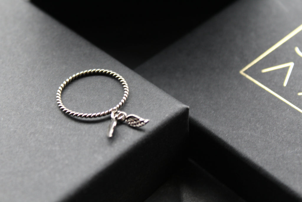 Silver Angel Wings Charm Ring