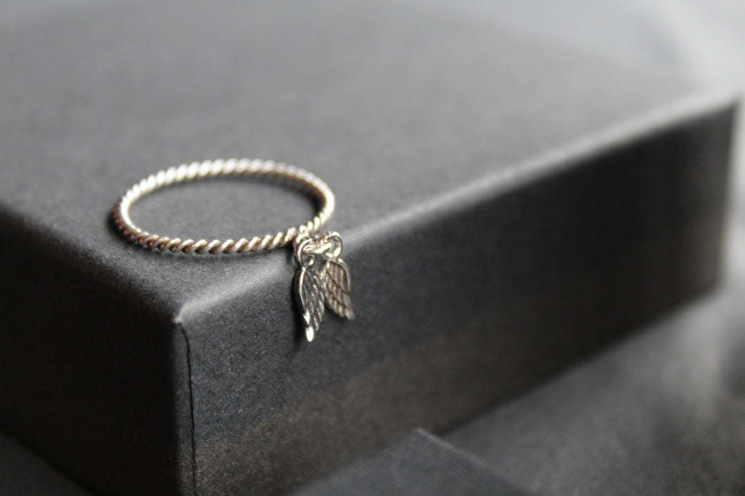 Silver Angel Wings Charm Ring