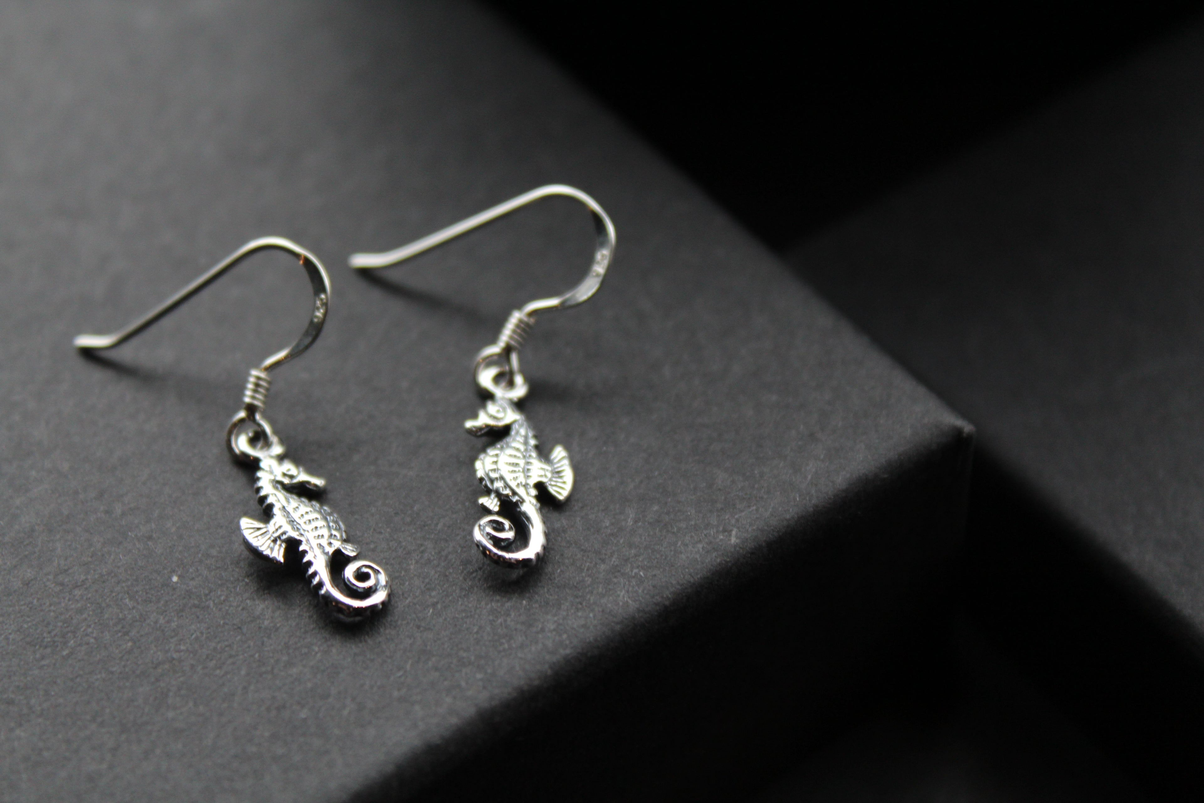 Silver Seahorse Earrings