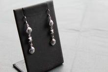 Load image into Gallery viewer, Silver Shell &amp; Starfish Earrings
