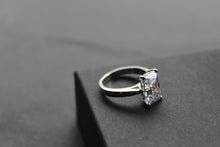 Load image into Gallery viewer, Silver Clear Oblong CZ Solitaire Ring
