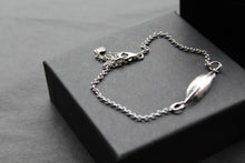 Load image into Gallery viewer, Single Feather Spirit Bracelet
