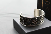 Load image into Gallery viewer, Snakes on a Cuff Silver Bangle

