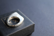 Load image into Gallery viewer, The Snowdon Ring
