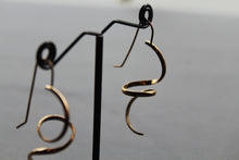 Load image into Gallery viewer, Spring Earrings
