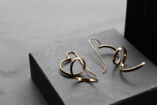 Load image into Gallery viewer, Spring Earrings
