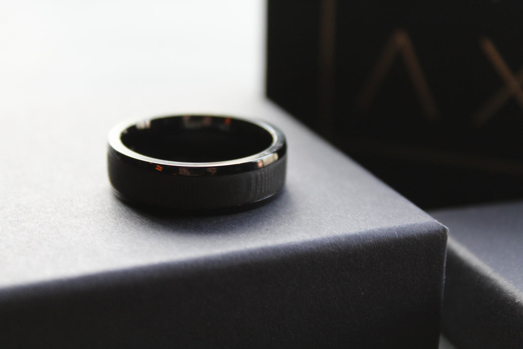 Steel Ring with Carbon Fibre and Black IP Plate