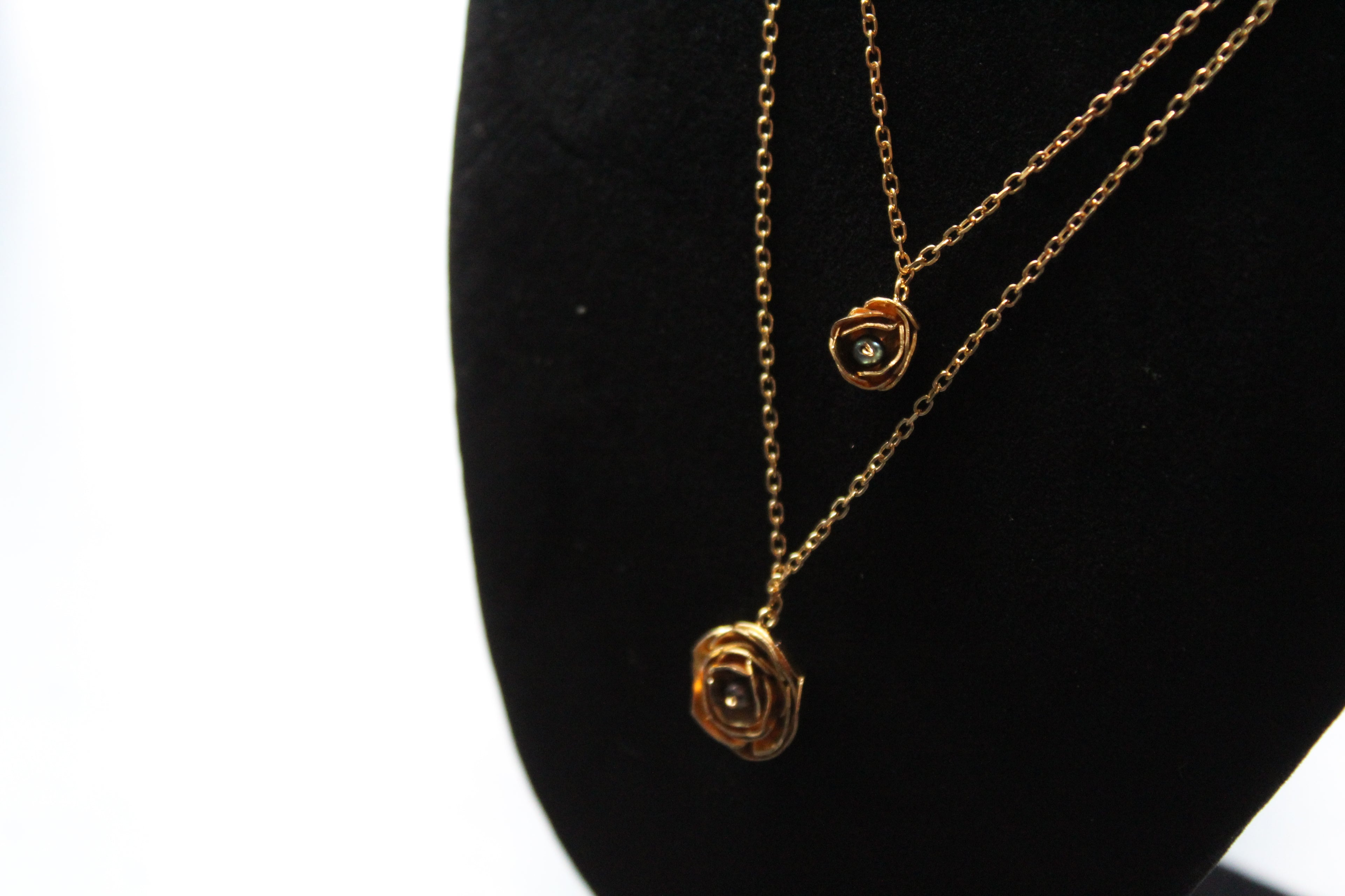 Peony & Grey Pearl Necklace 22ct Vermeil