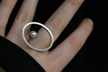 Load image into Gallery viewer, Designer Freshwater Floating Pearl Ring
