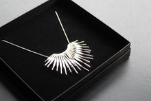 Load image into Gallery viewer, Palm Necklace
