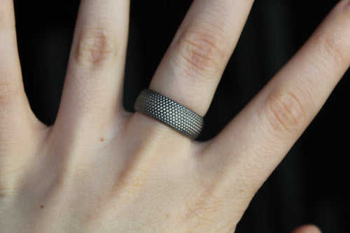 7mm Oxidized Dots Ring - Swax Jewellery Barmouth