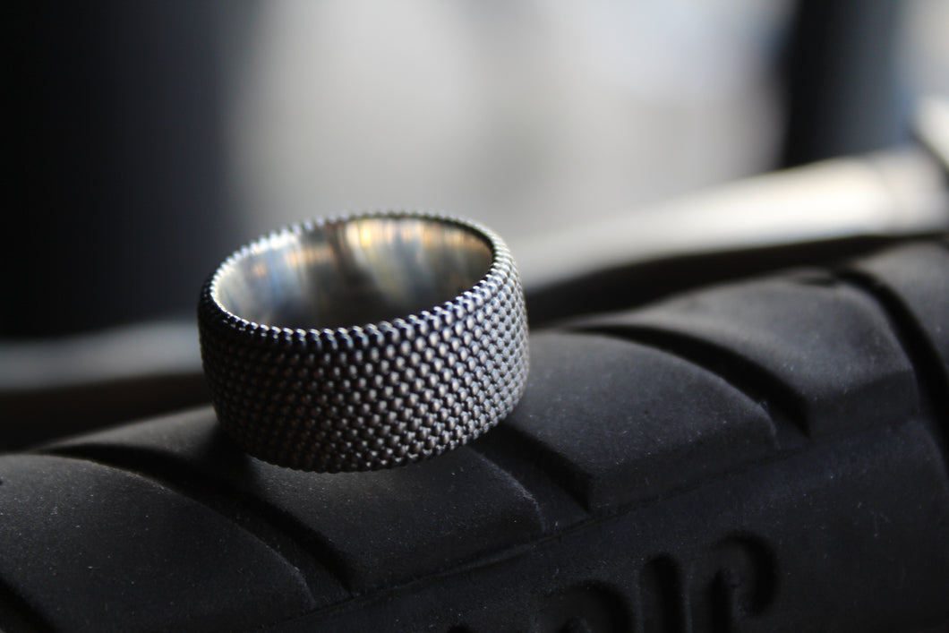 10mm Oxidized Dot Ring