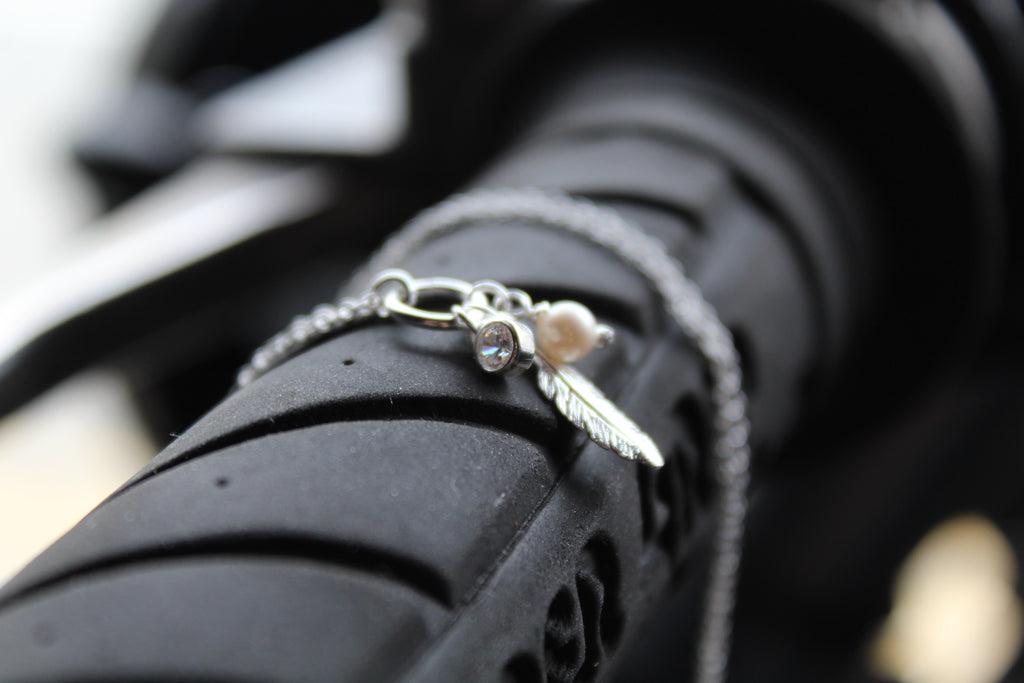 Silver Feather Cluster Necklace