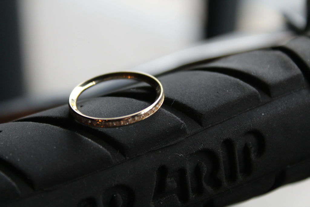 9ct Gold Clear CZ Band Ring - Swax Jewellery Barmouth