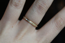 Load image into Gallery viewer, 9ct Gold Clear CZ Band Ring
