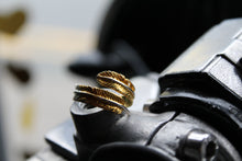 Load image into Gallery viewer, Adjustable Silver with Gold Plate Detail Feather Ring
