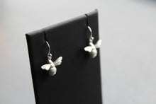 Load image into Gallery viewer, Textured Silver Bumble Bee Drop Earrings
