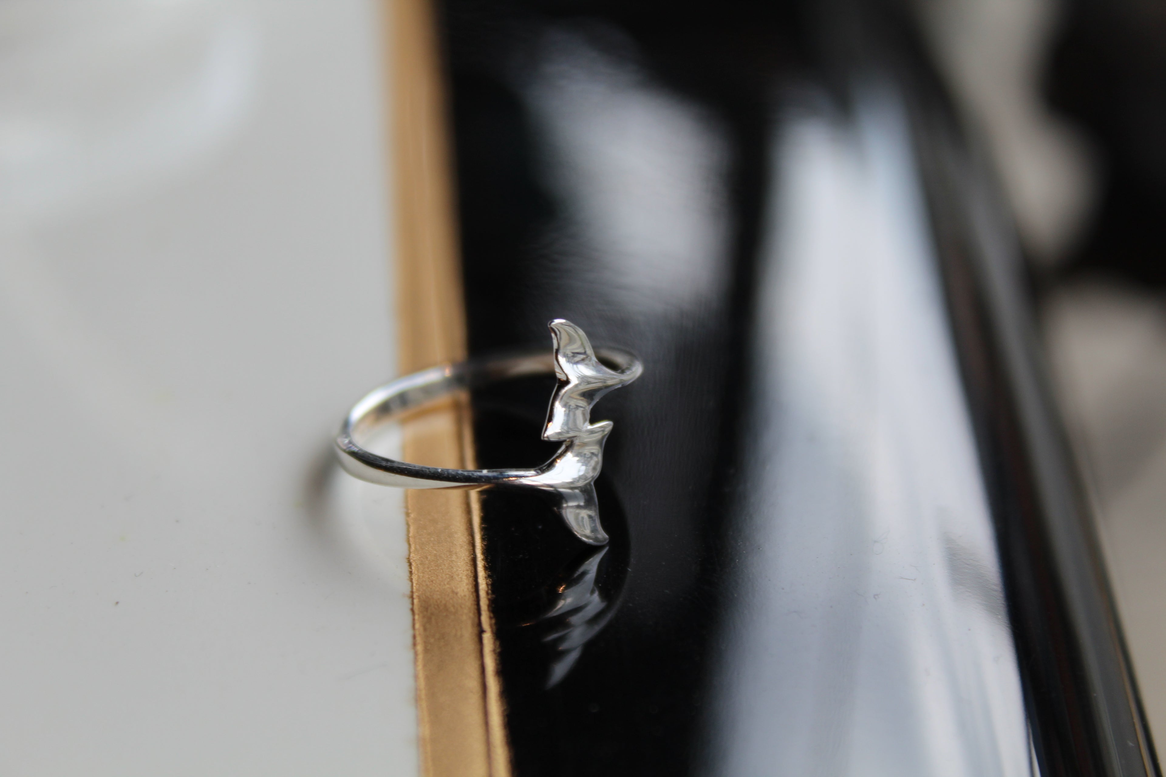 Whale Tail Ring