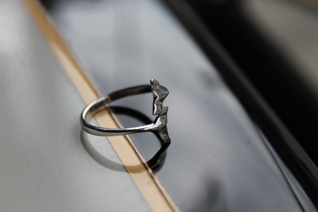 Whale Tail Ring