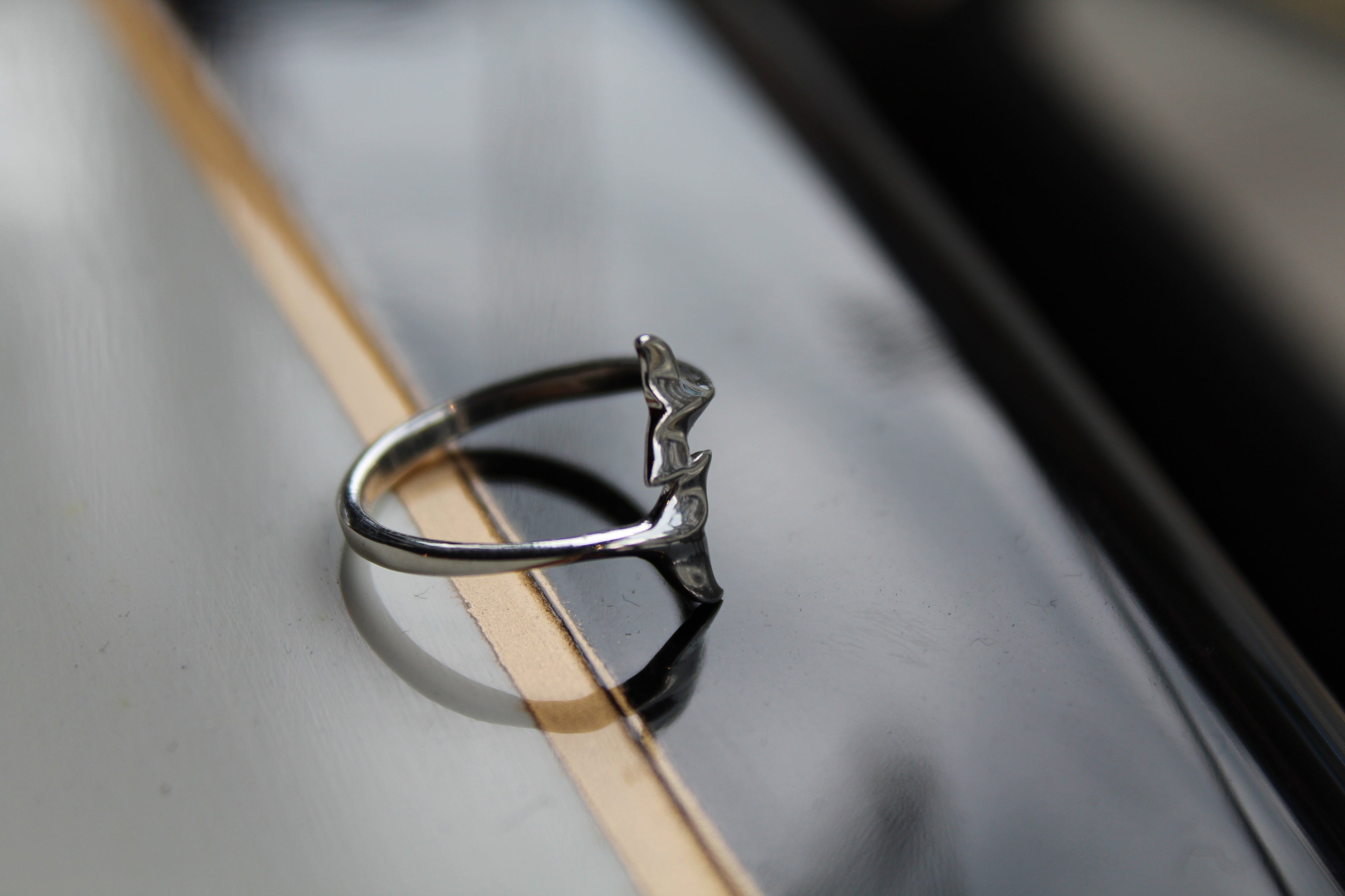 Whale Tail Ring